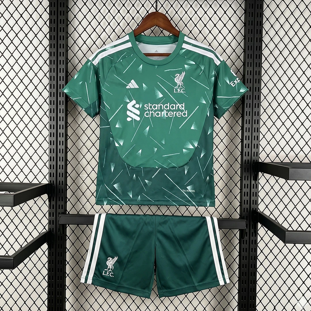 26/27 Liverpool Goalkeeper Kids Soccer Jersey Size 16-28