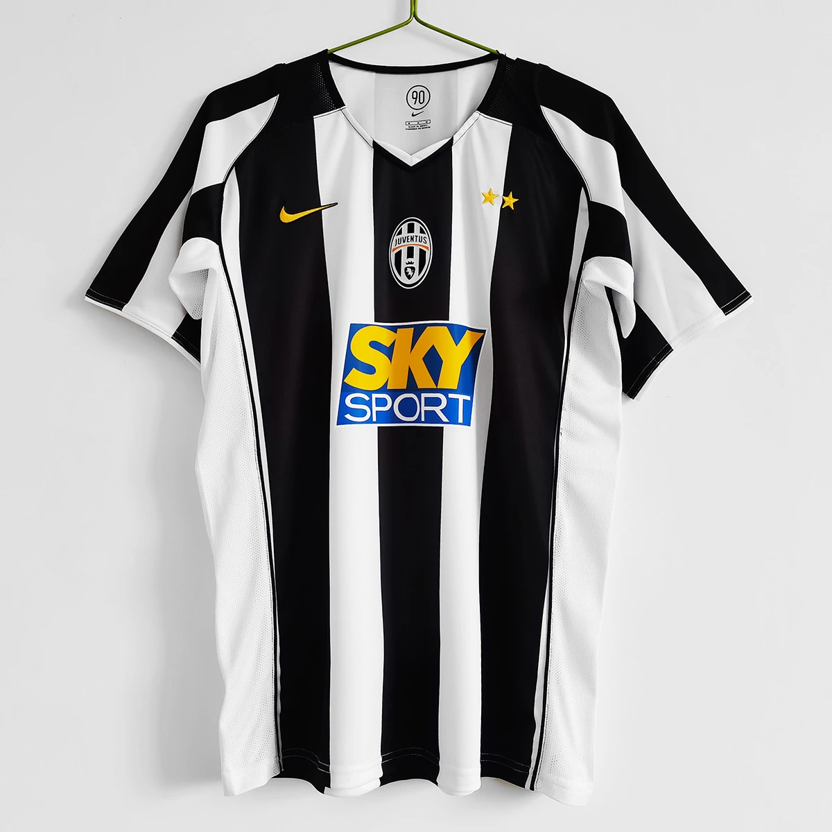 04/05 Juventus Home Retro Soccer Jersey