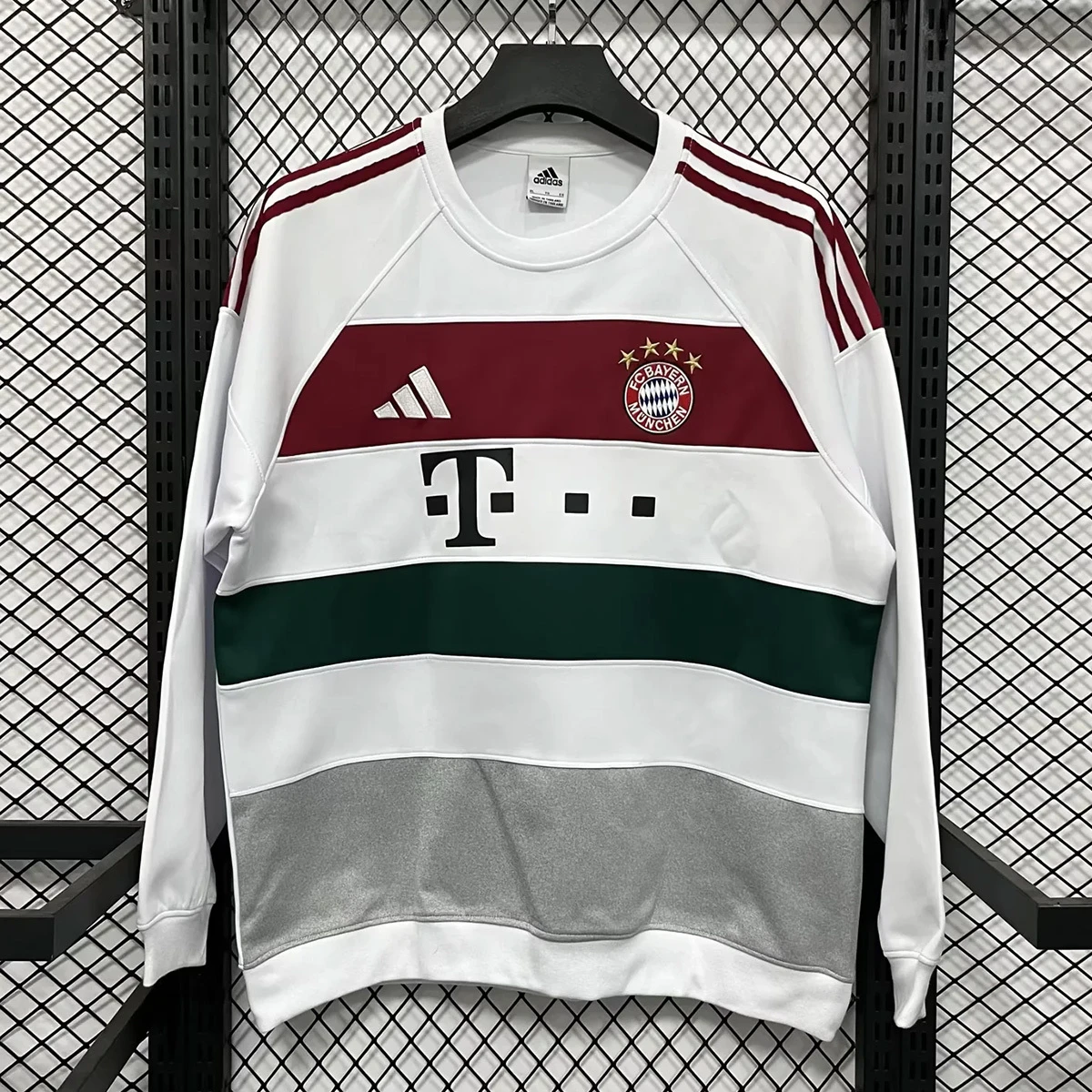 25/26 Bayern Munich White Sweatshirt