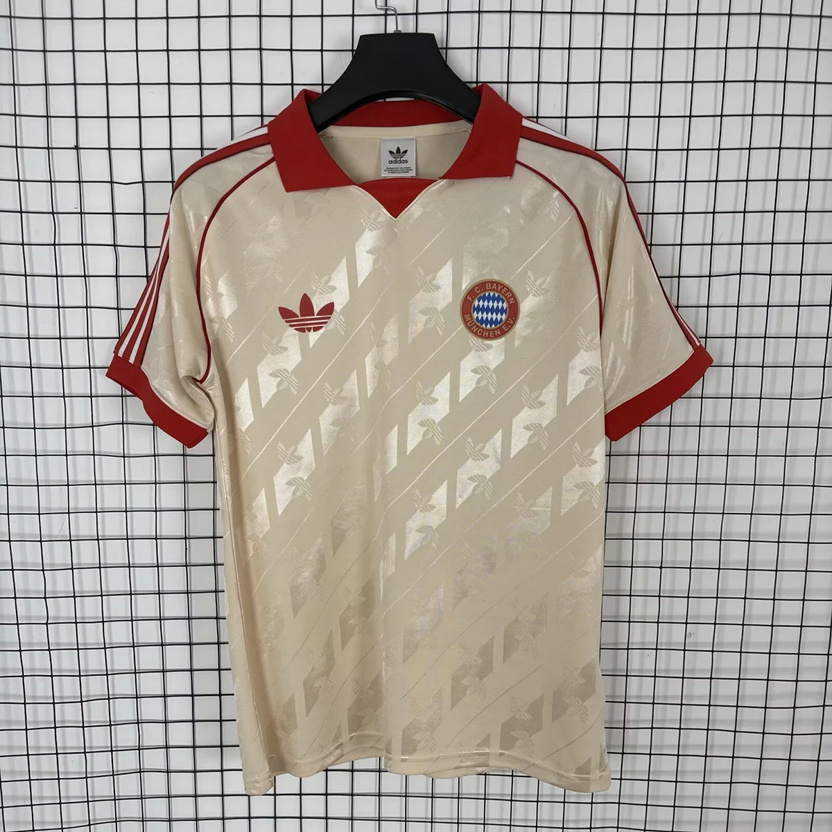 25/26 Bayern Munich Lifestyler Beige Soccer Jersey