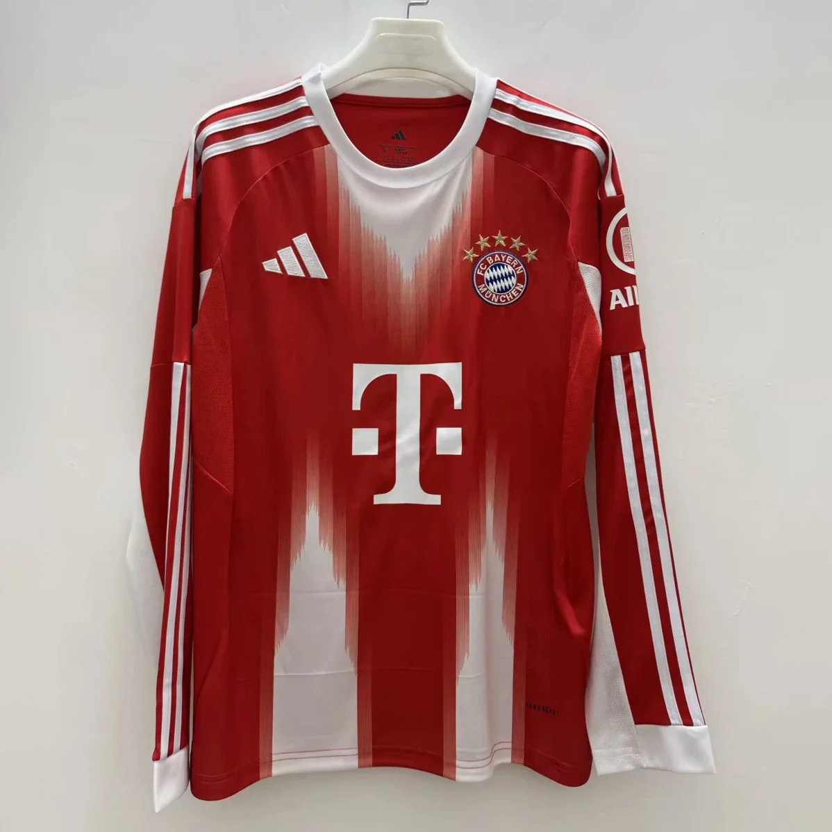 25/26 Bayern Munich Home Long Sleeve Soccer Jersey