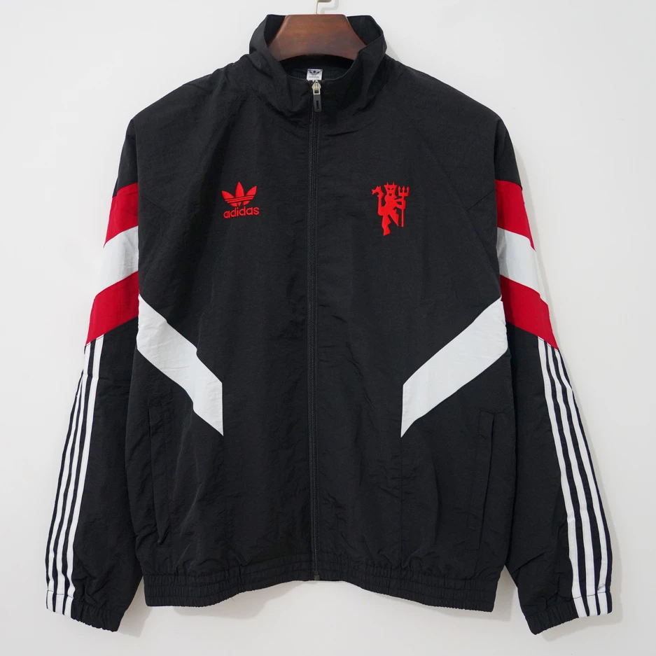 25/26 Manchester United Black Windbreaker