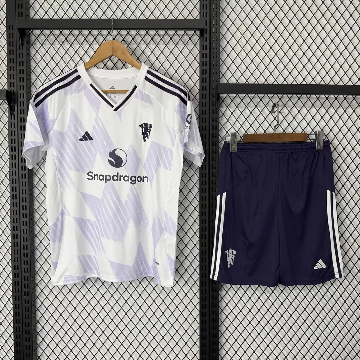 25/26 Manchester United Away Kids Soccer Jersey Size 16-28