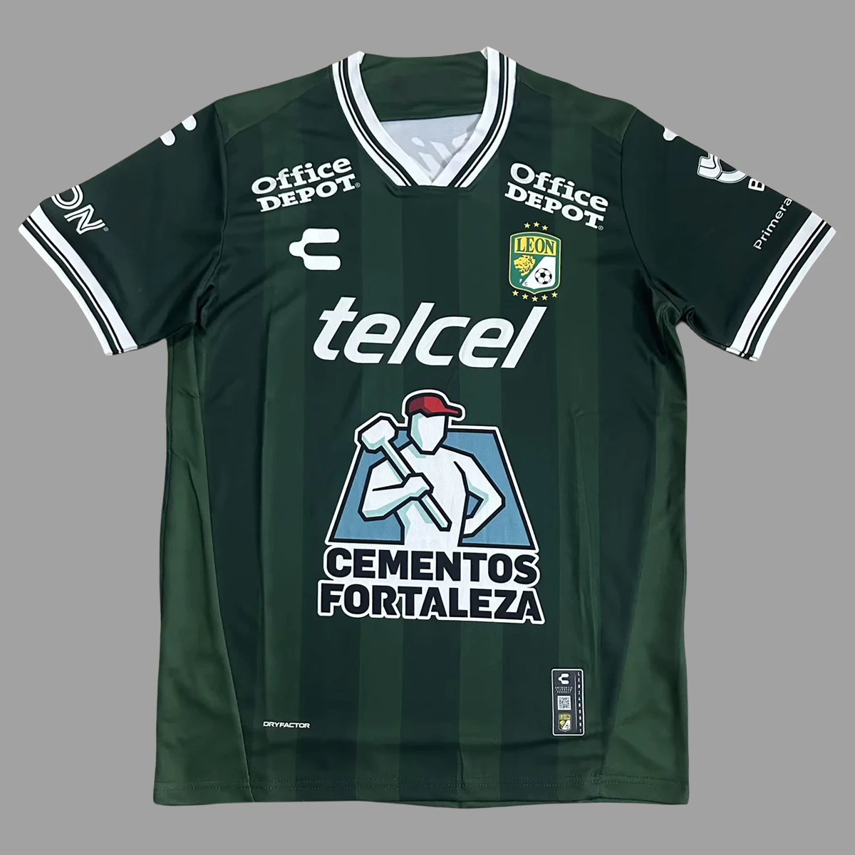 25/26 Club Leon Home Soccer Jersey