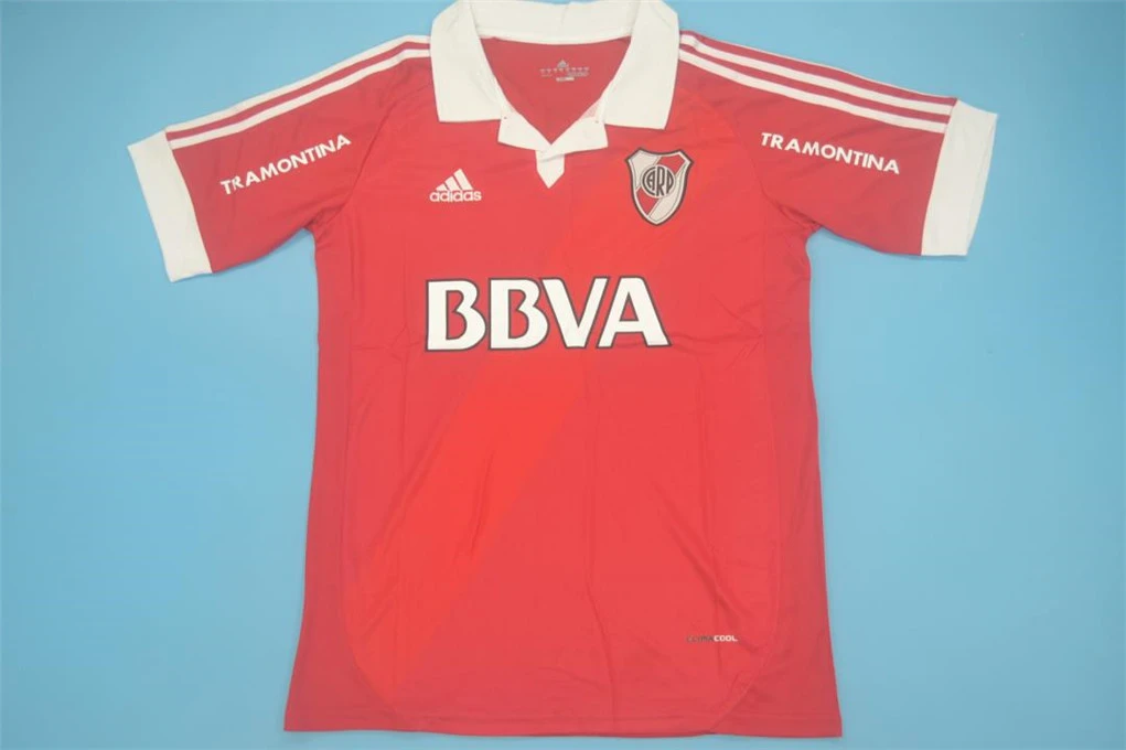 12-13 River Plate red away