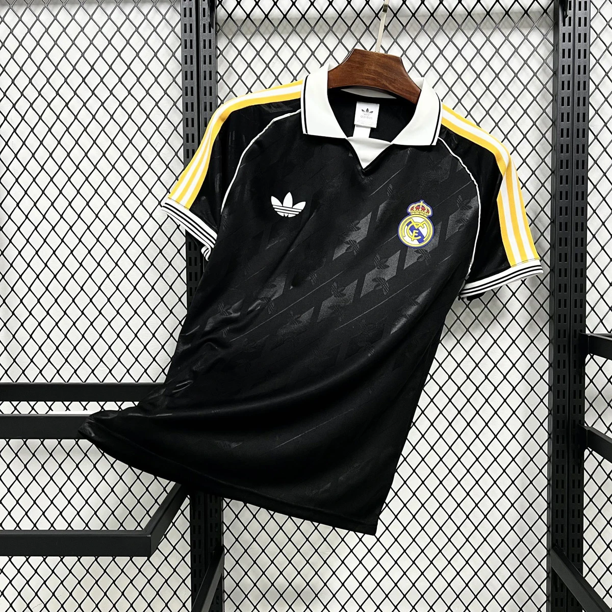 26/27 Real Madrid Black Casual Jersey