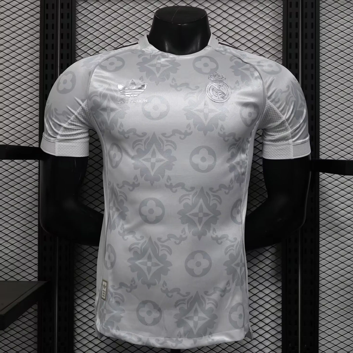 25/26 Real Madrid x Louis Vuitton Special Player Version Silver Soccer Jersey