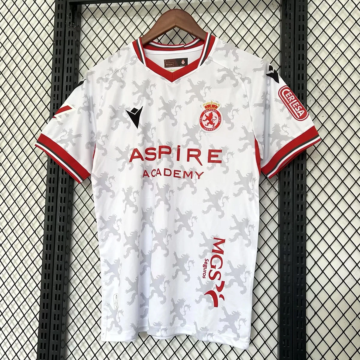 25/26 Cultural Leonesa Home Soccer Jersey