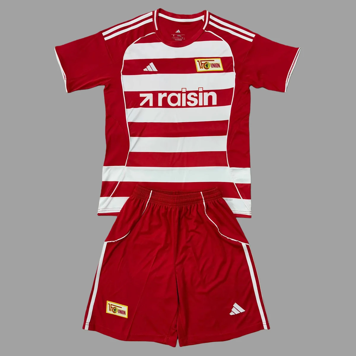 25/26 Union Berlin Home Kids Soccer Jersey Size 16-28