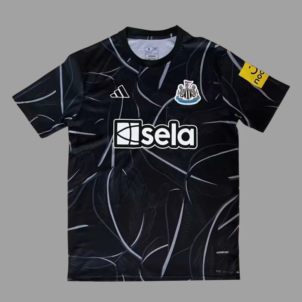 24/25 Newcastle United Black Pre-Match Jersey