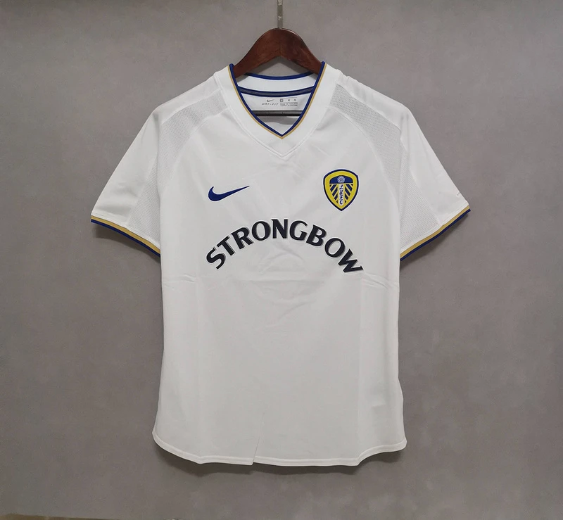 00/02 Leeds United Home Retro Soccer Jersey
